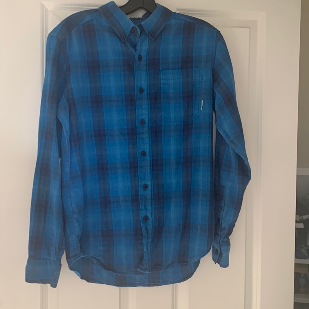 Columbia button down shirt
